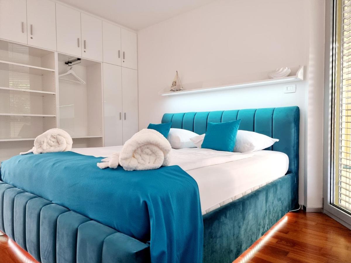 Vip Apartment Порторож Экстерьер фото